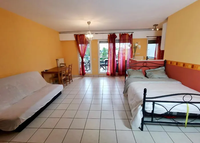 Private With Balcony Daire Mondorf-les-Bains